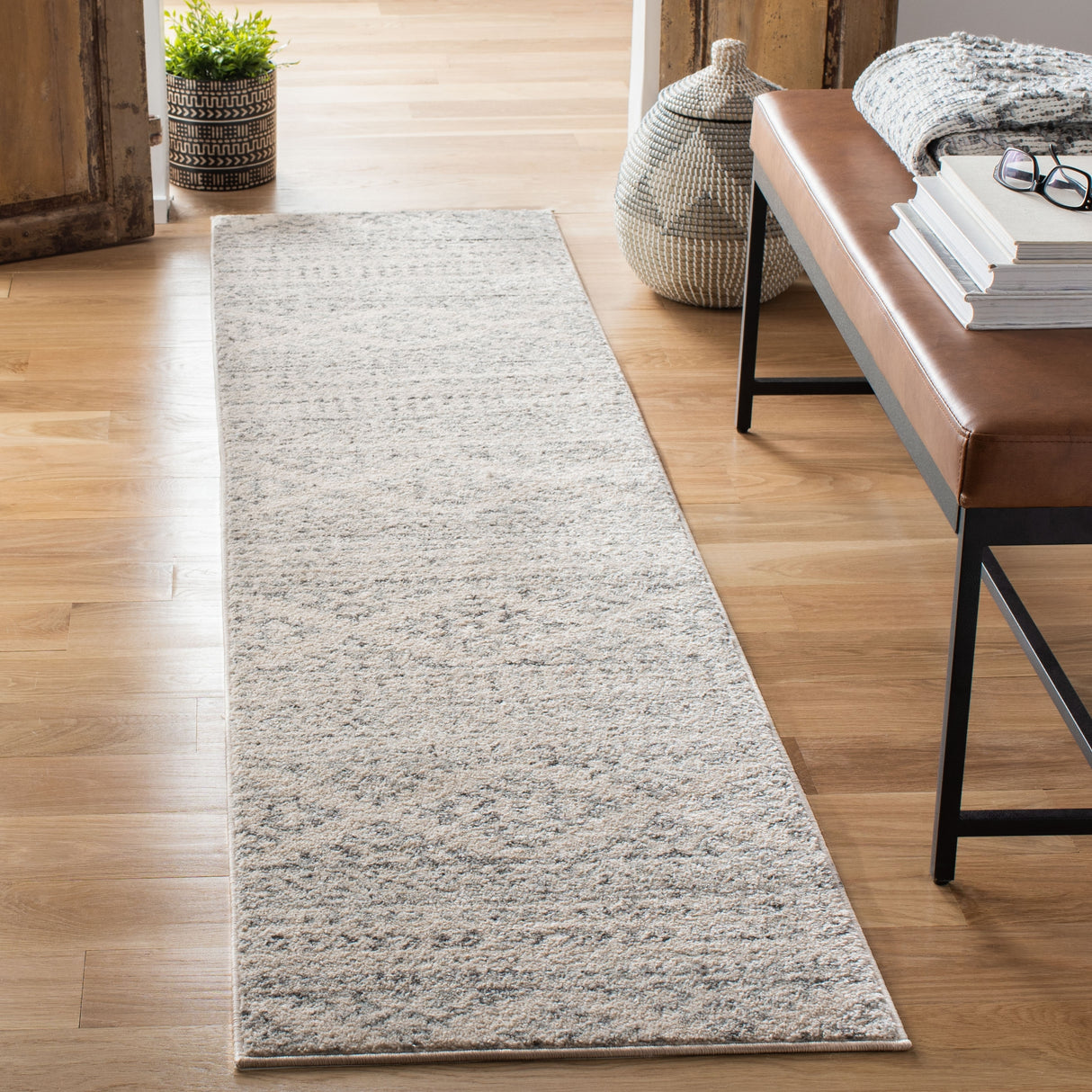 SAFAVIEH Tulum Vetuta Moroccan Boho Chic Area Rug