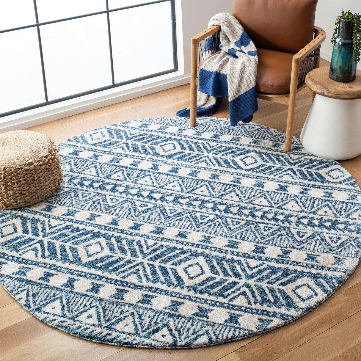 SAFAVIEH Tunisia Rilla Moroccan Rug