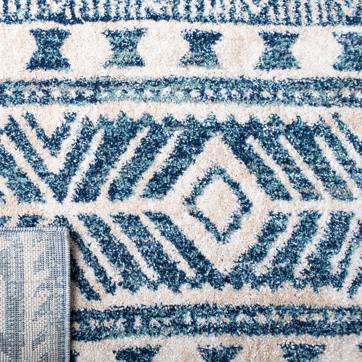 SAFAVIEH Tunisia Rilla Moroccan Rug