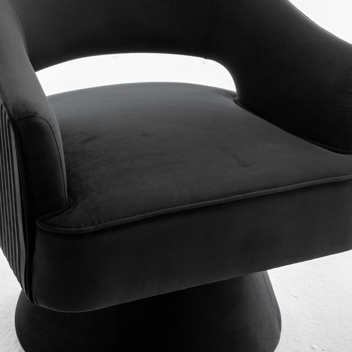 SEYNAR Modren Velvet Living Room Swivel Arm Barrel Chair with Tufted Back