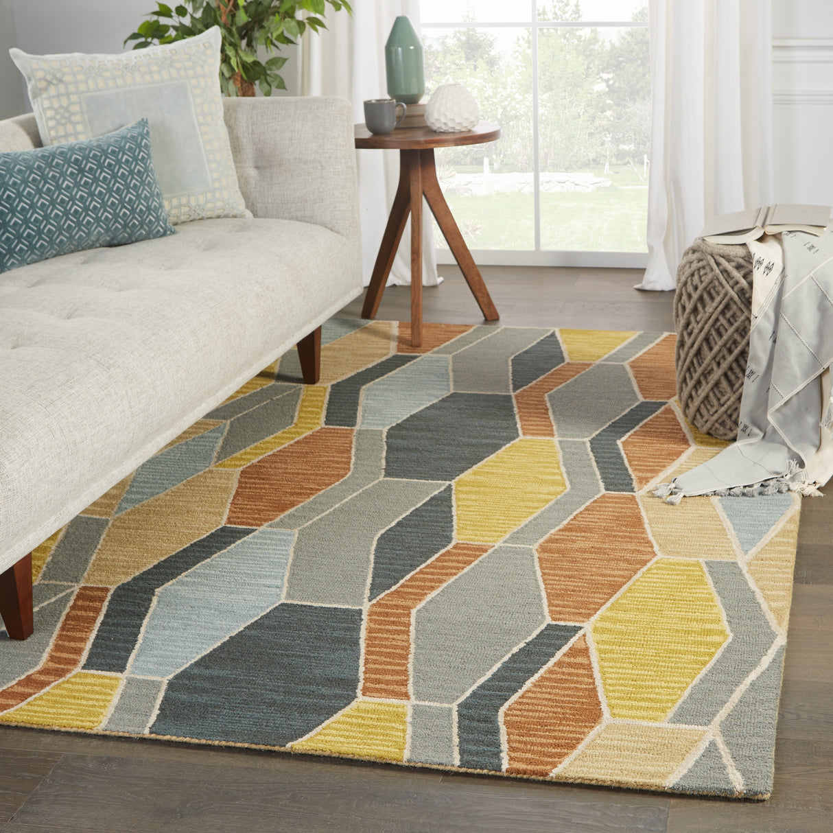 Sade Handmade Geometric Area Rug