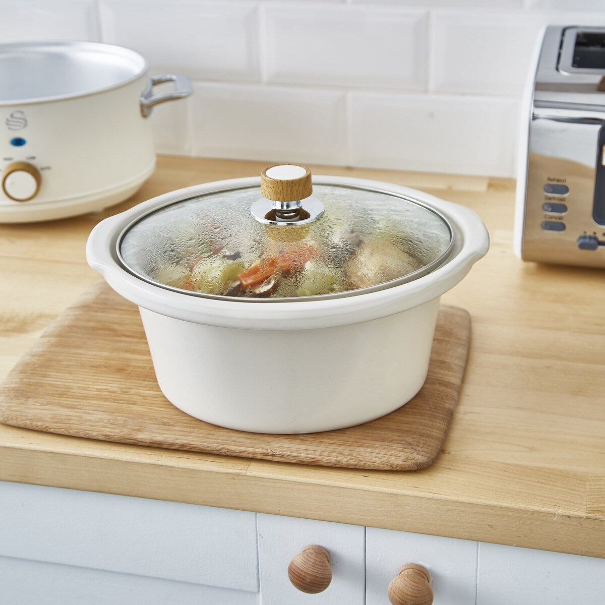 Salton Swan Nordic 3.5L Slow Cooker
