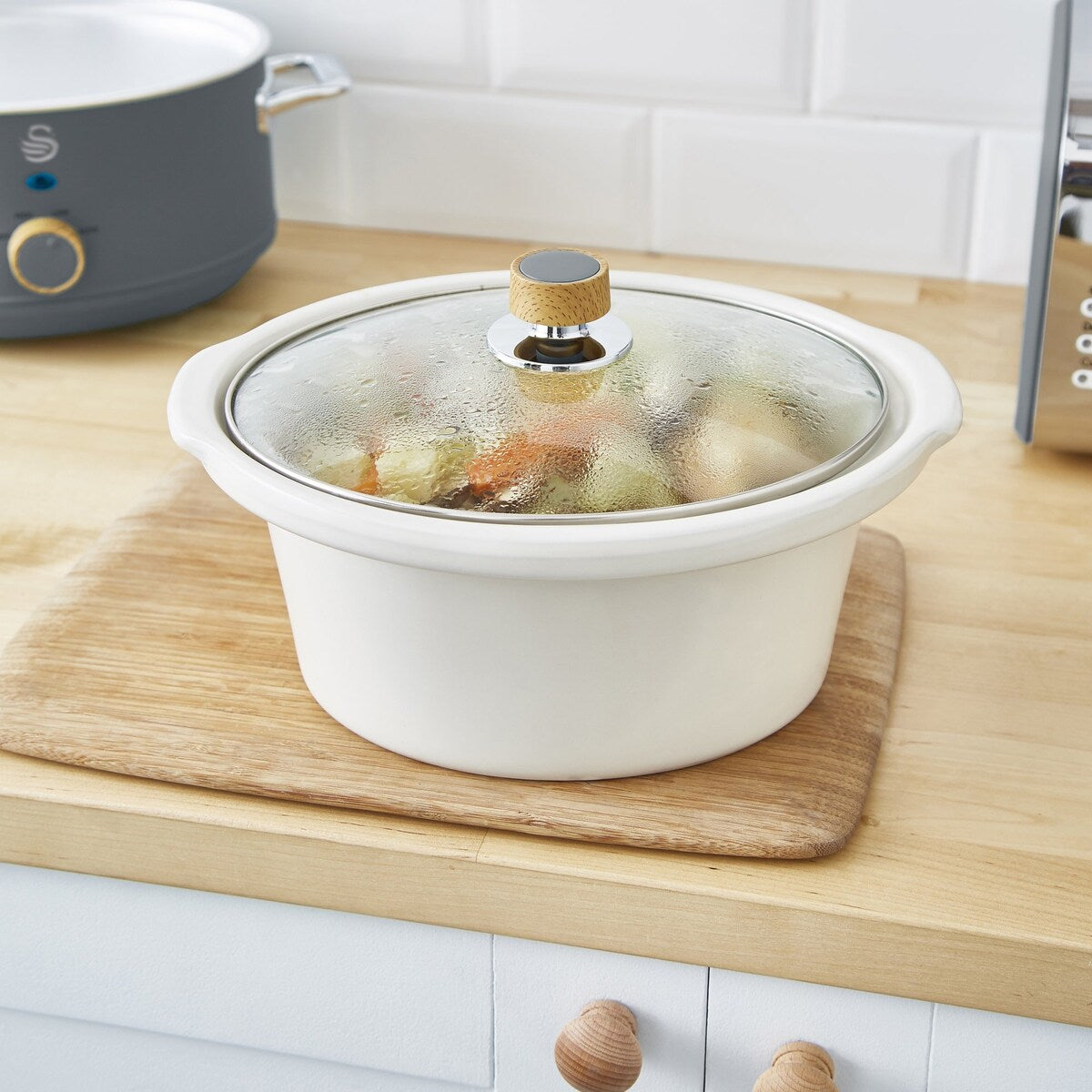 Salton Swan Nordic 3.5L Slow Cooker