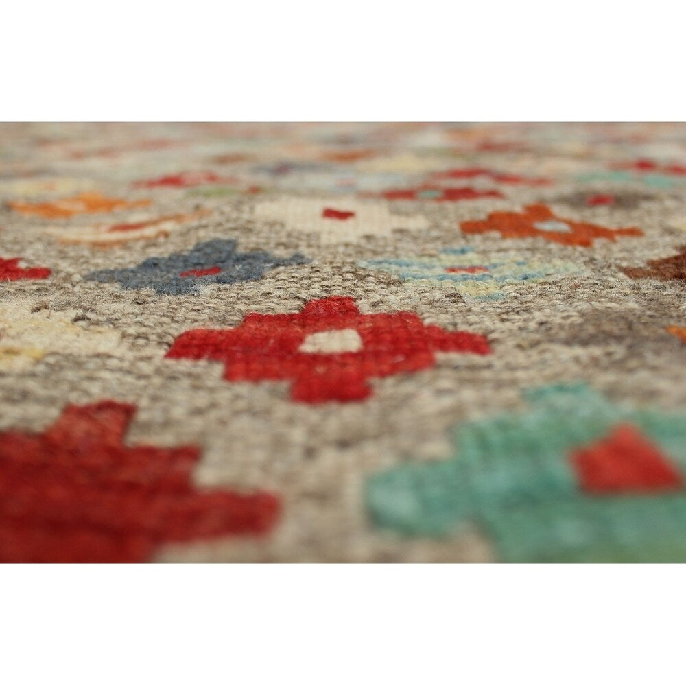 Sangat Kilim Yardley Beige/Rusty-Red Rug (6'0 x 7'10)