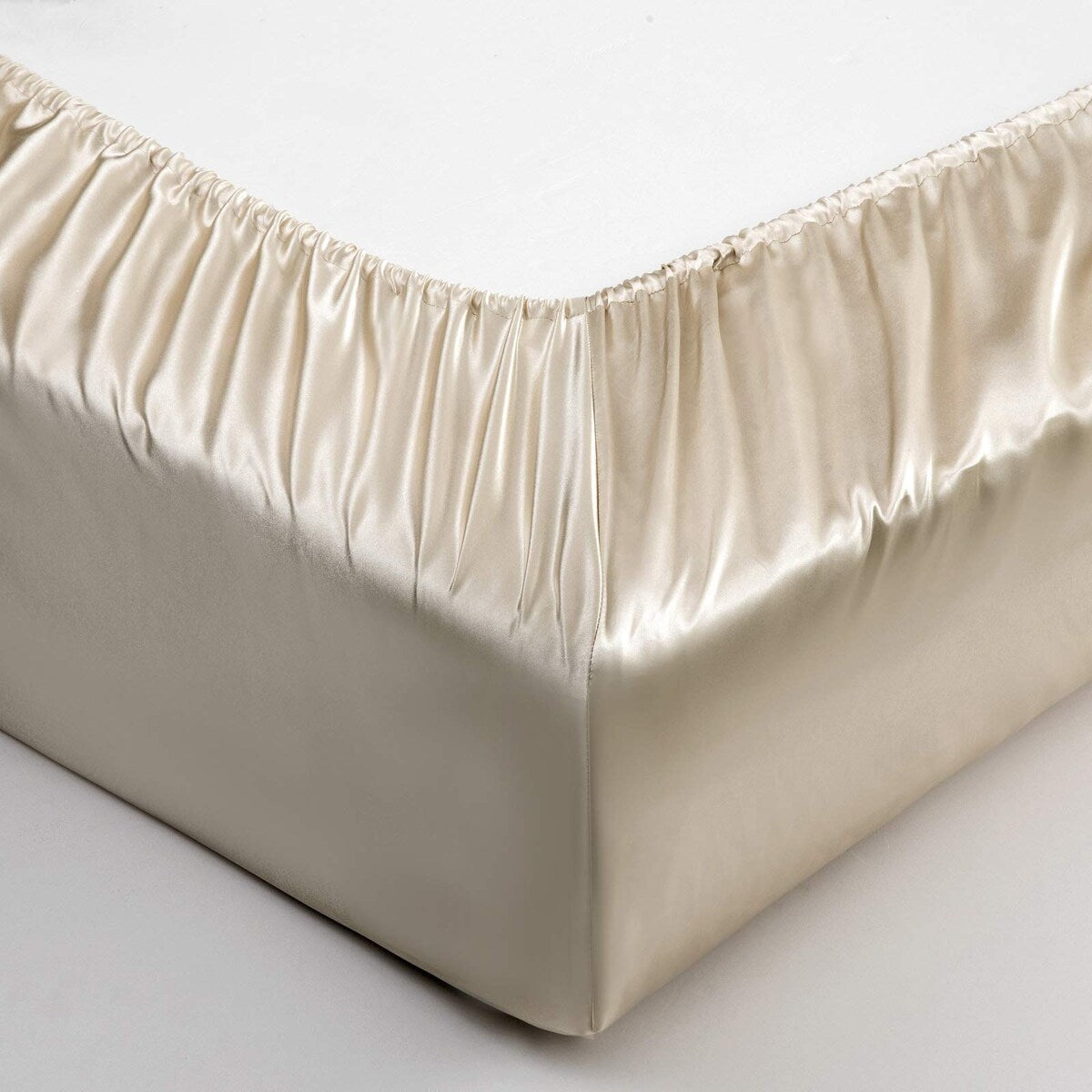 Satin Sheets King(6 Pieces, Taupe)Luxury Silky Satin Bed Sheets King Bedding Set,1 Satin Fitted Sheet 1 Flat Sheet 4 Pillow