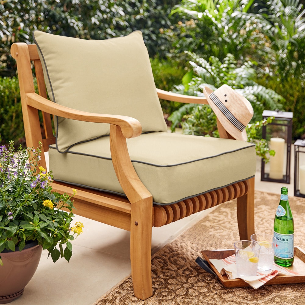 Sawyer Sunbrella Beige Indoor/ Outdoor Chair Cushion and Pillow Set