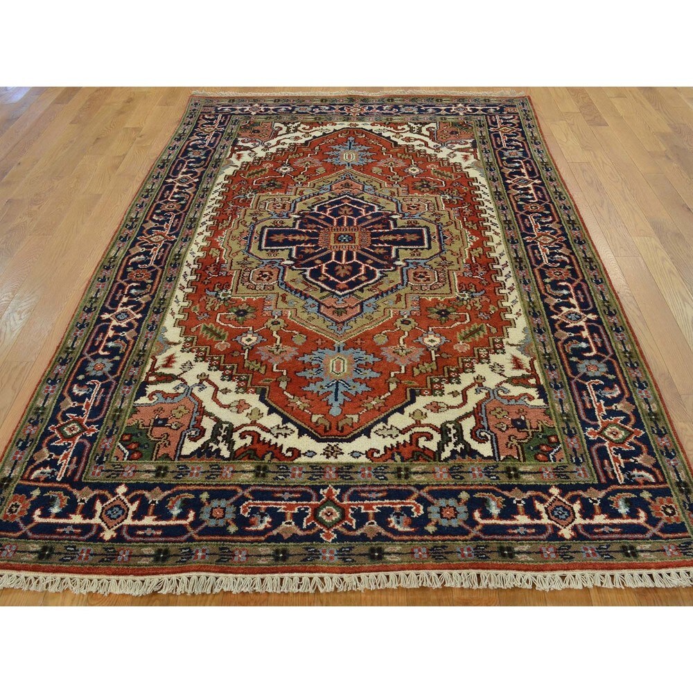 Serapi Heriz Handmade 100-percent Wool Oriental Rug (4'10 x 7'10)