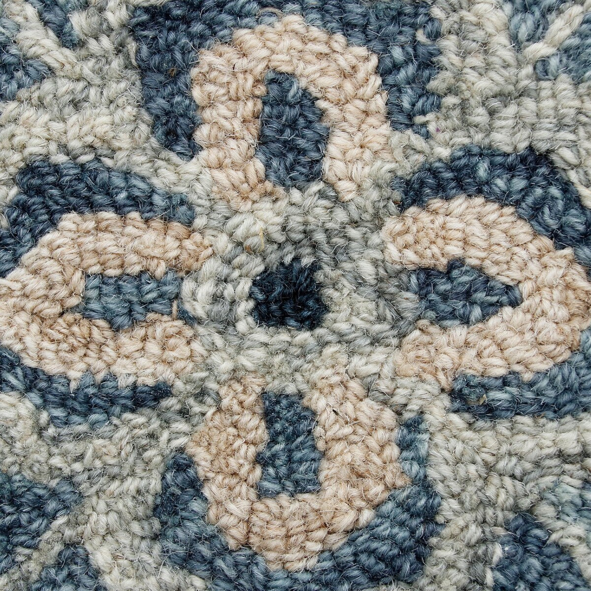 Sevita Grey/Blue Medallion Round Area Rug