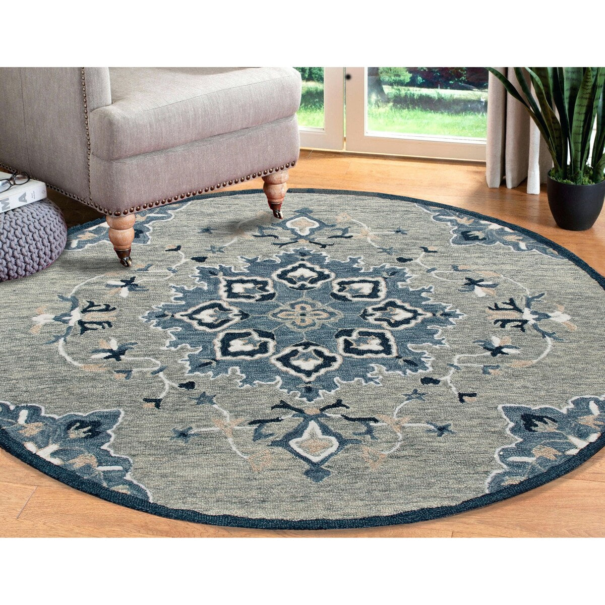 Sevita Grey/Blue Medallion Round Area Rug