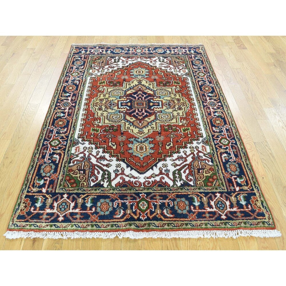 Shahbanu Rugs 100 Percent Wool Hand-Knotted Red Heriz Oriental Rug (4'0" x 6'0") - 4'0" x 6'0"