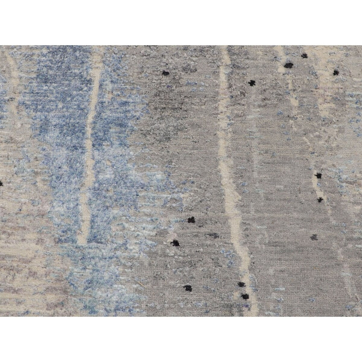 Shahbanu Rugs Abstract Design with Soft Blues Wool & Silk Hand Knotted Oriental Rug (8'9" x 12'1") - 8'9" x 12'1"