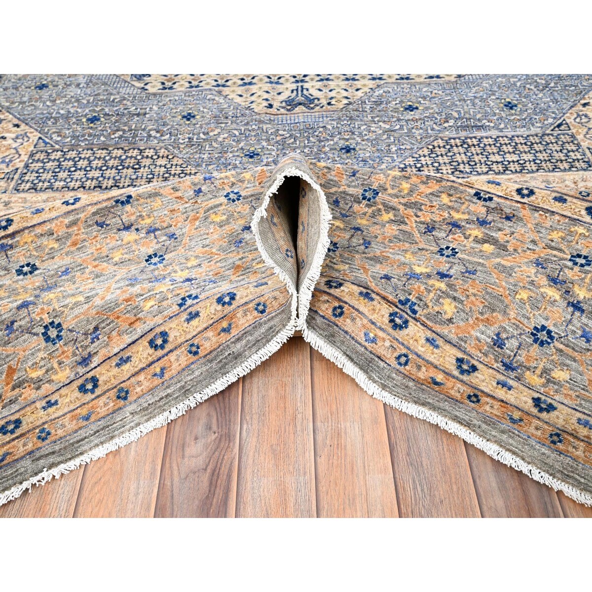 Shahbanu Rugs Almond Brown 14th Century Mamluk Dynasty Pattern 200 KPSI Vegetable Dyes Soft Wool Hand Knotted Rug (9'10"x13'10")