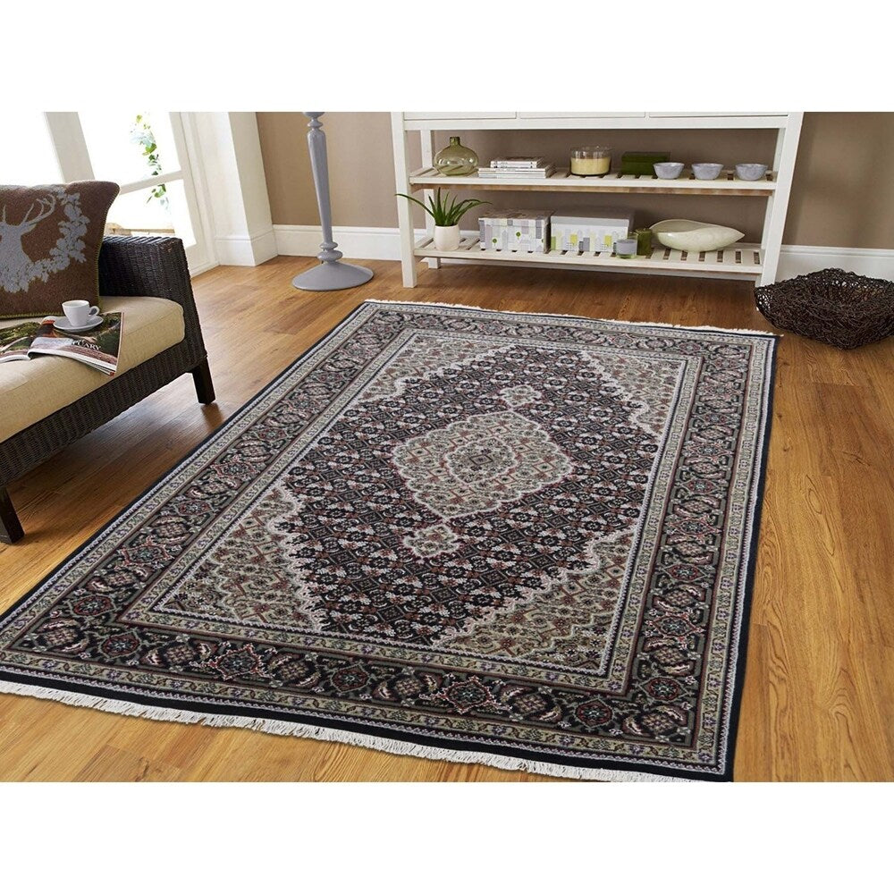Shahbanu Rugs Black Tabriz Mahi Wool and Silk Hand-Knotted Oriental Rug (4'0" x 6'2") - 4'0" x 6'2"