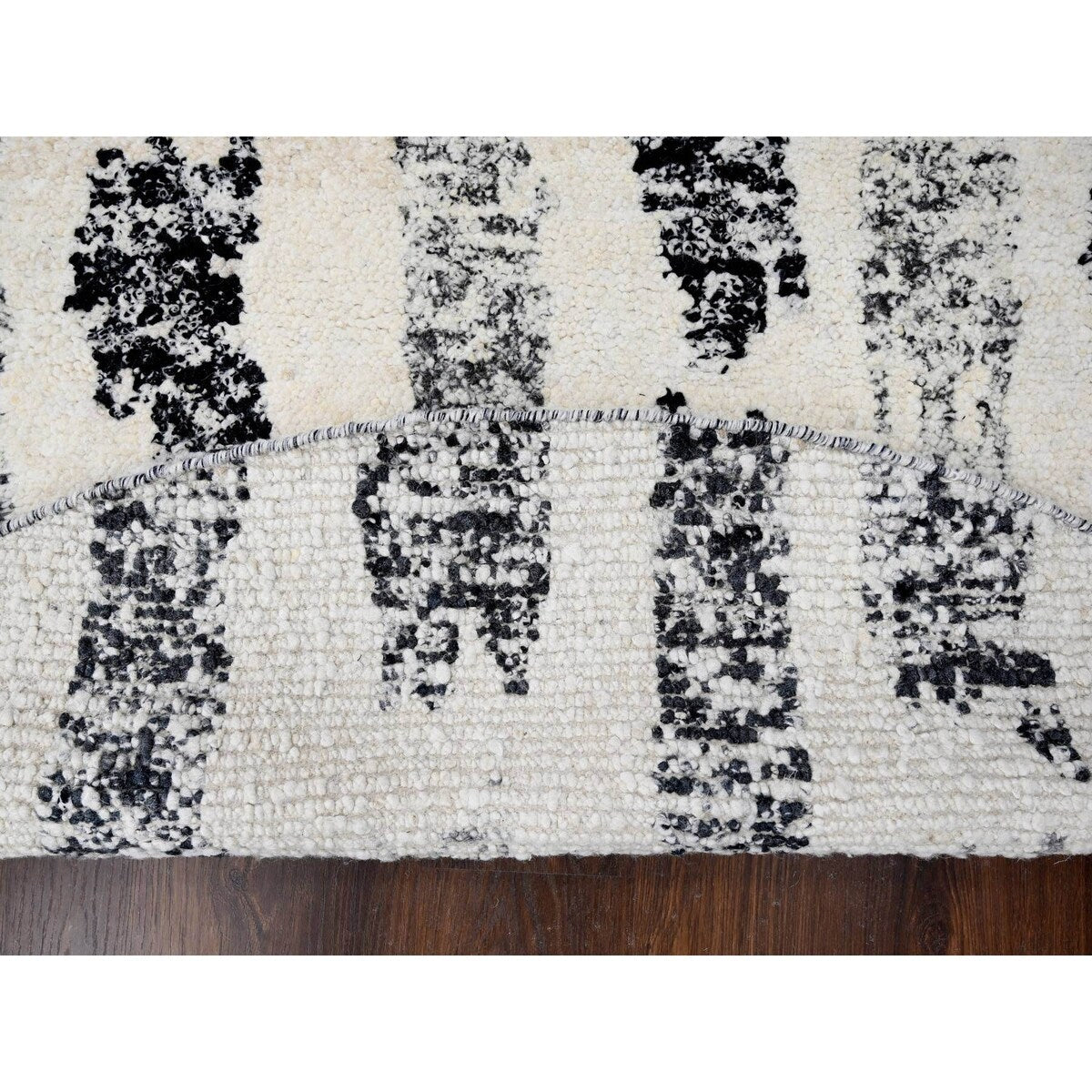 Shahbanu Rugs Black and Ivory Thick and Plush Undyed Wool Modern Erased Column Design Hand Knotted Round Rug (7'10" x 8'0")