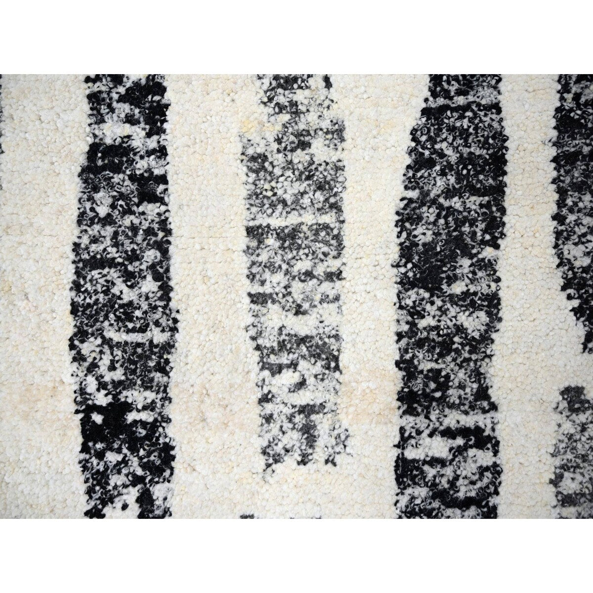 Shahbanu Rugs Black and Ivory Thick and Plush Undyed Wool Modern Erased Column Design Hand Knotted Round Rug (7'10" x 8'0")