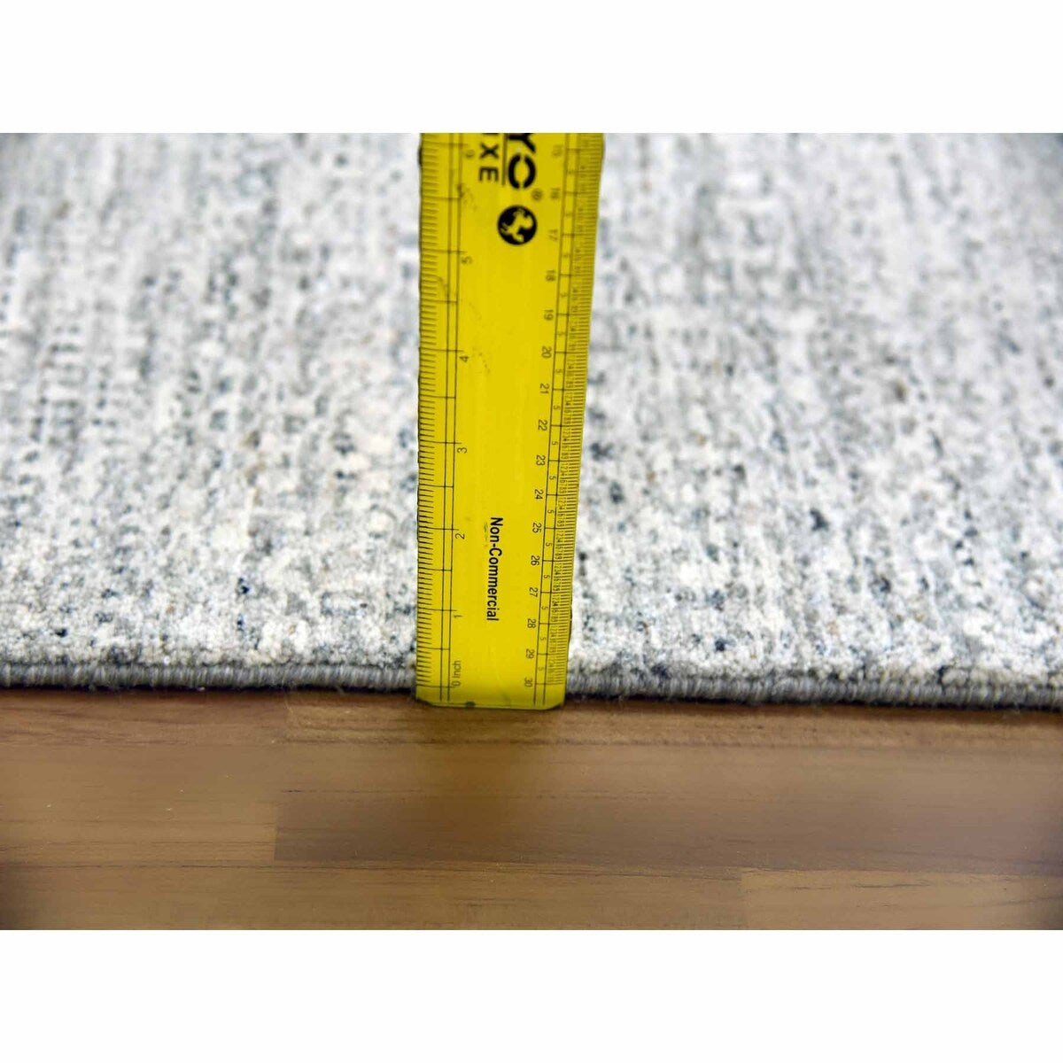 Shahbanu Rugs Blue-Gray, Hand Knotted Undyed Natural Wool Salt and Pepper Design, Thick and Plush, Oriental Rug (10'0" x 14'2")
