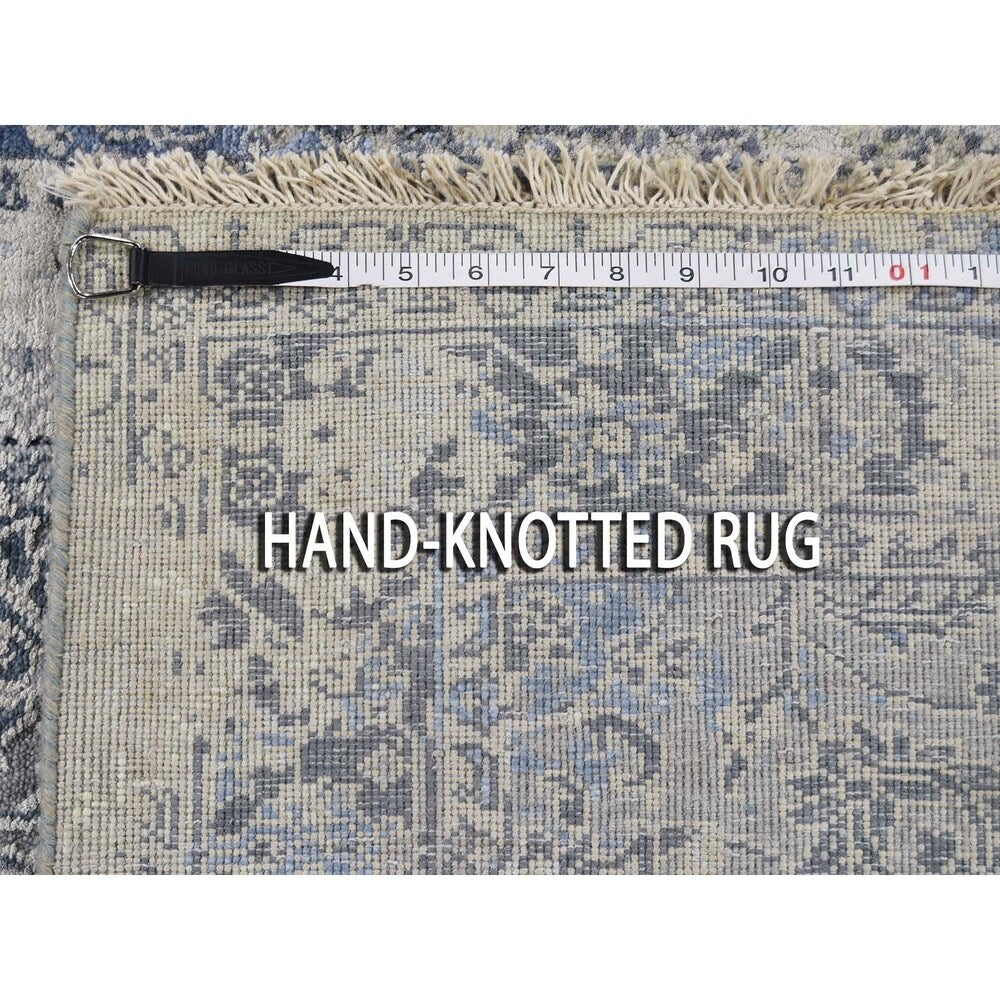 Shahbanu Rugs Broken Persian Erased Design with Pure Silk Hand-Knotted Oriental Rug (3'1" x 5'2") - 3'1" x 5'2" - 3'1" x 5'2"
