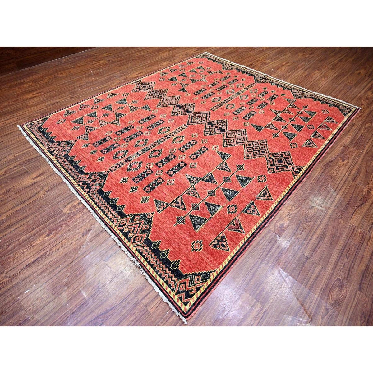 Shahbanu Rugs Crimson Red Pure Wool Hand Knotted Fine Peshawar Intricate Geometric Motifs Natural Dyes Oriental Rug (8'1"x9'8")