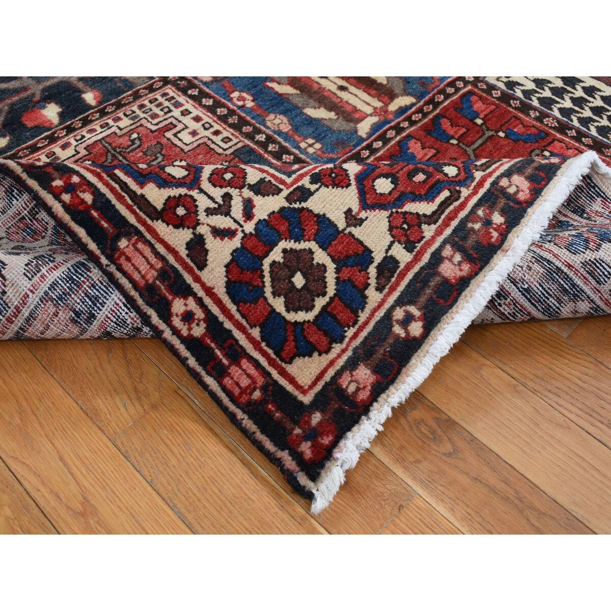Shahbanu Rugs Crimson Red, Baktiarjoon Block Garden Design, Hand Knotted, Pure Wool, Oriental Rug (5'1"x10') - 5'1" x 10'
