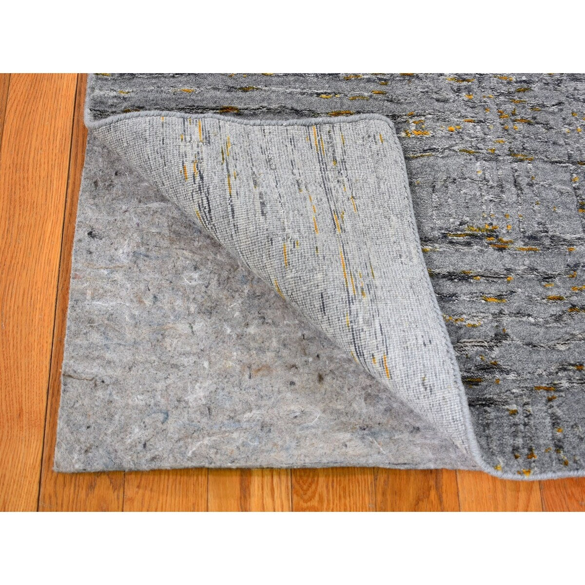 Shahbanu Rugs Fine jacquard Hand Loomed Modern Wool and Art Silk Oriental Rug (6'0" x 8'10") - 6'0" x 8'10"