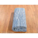 Shahbanu Rugs Frost White, Pure Wool, Striae Design, Hand Knotted, Oriental Rug (6'1" x 9'4") - 6'1" x 9'4"