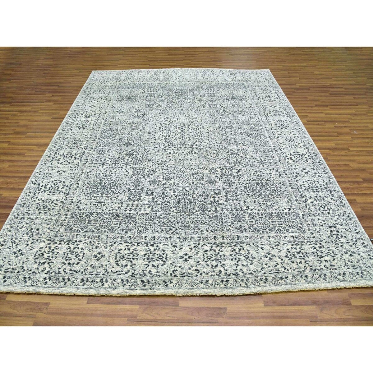 Shahbanu Rugs Ghost White, Mamluk Dynasty, Tone on Tone Design, Undyed 100% Wool, Hand Knotted, Oriental Rug (8'1" x 10'0")