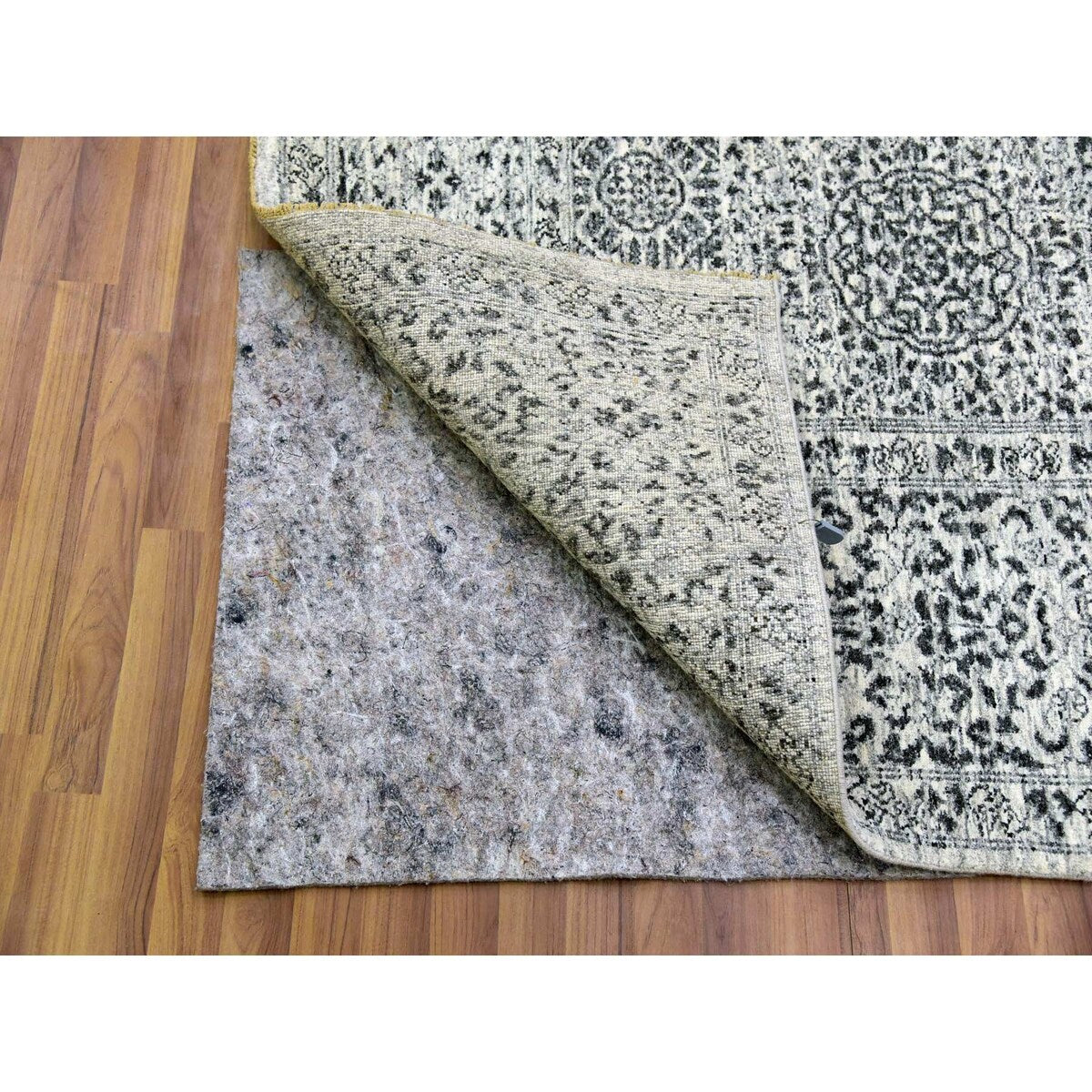 Shahbanu Rugs Ghost White, Mamluk Dynasty, Tone on Tone Design, Undyed 100% Wool, Hand Knotted, Oriental Rug (8'1" x 10'0")