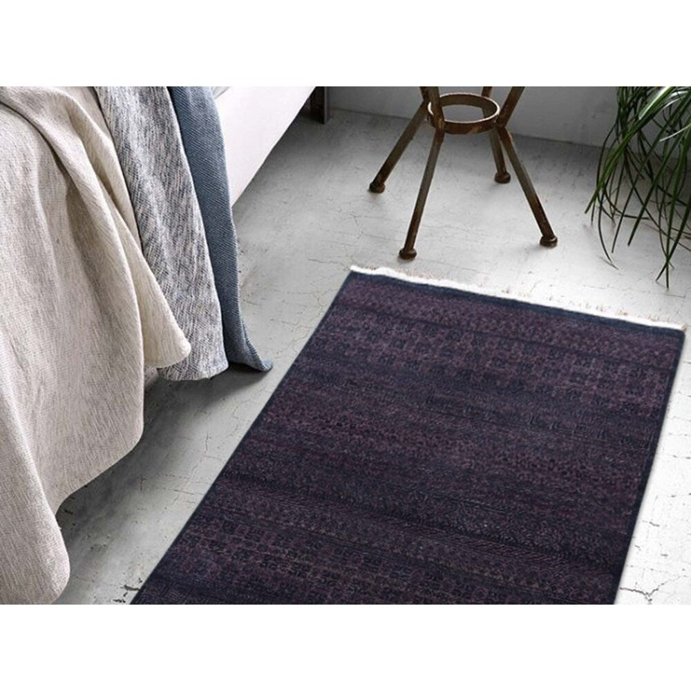 Shahbanu Rugs Grass Design Purple Wool and Silk Hand-Knotted Oriental Rug (3'0" x 5'0") - 3'0" x 5'0"