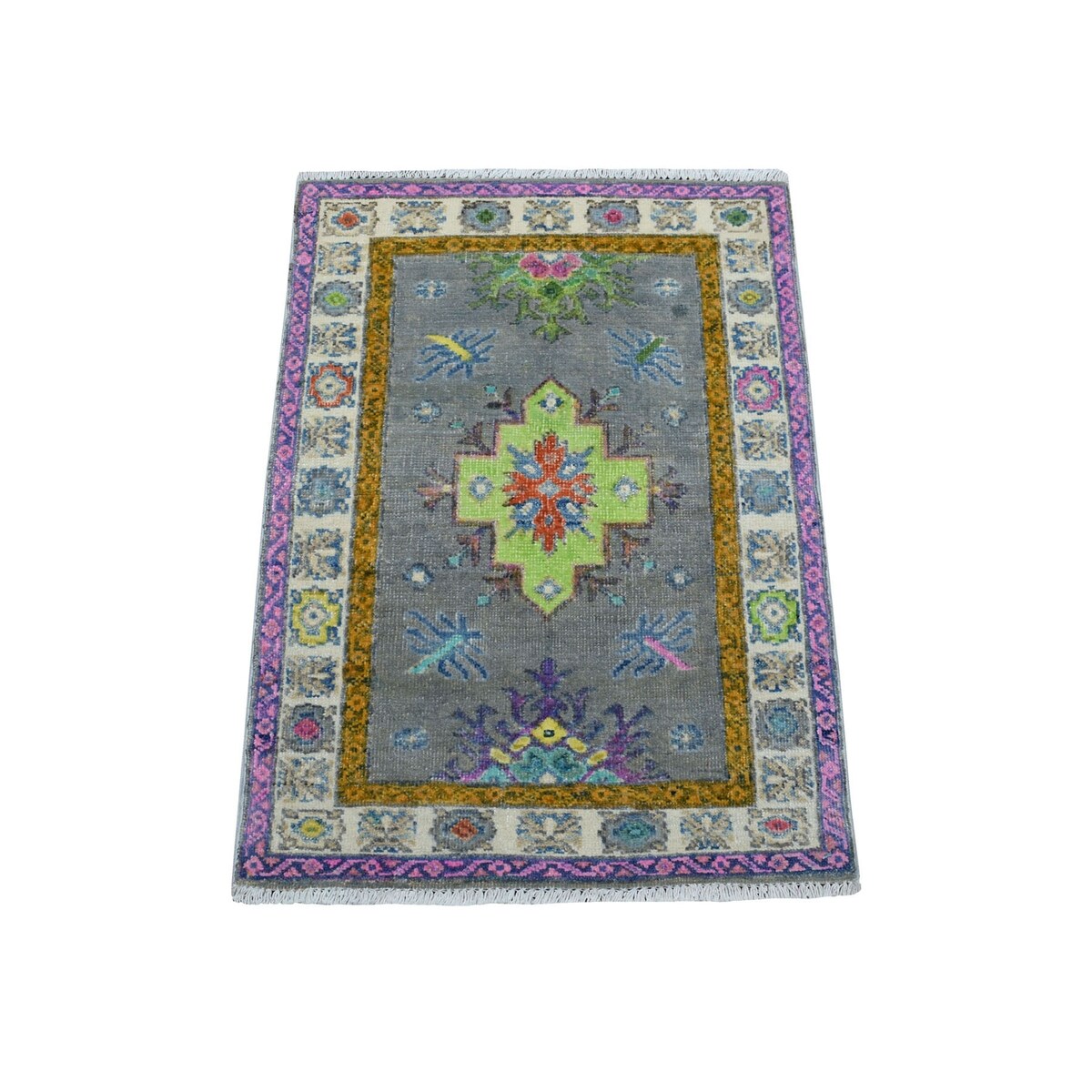 Shahbanu Rugs Gray Fusion Kazak Natural Wool Hand Knotted Oriental Rug