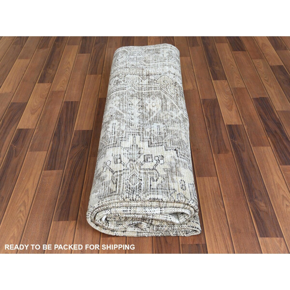 Shahbanu Rugs Gray Semi Antique Persian Heriz Tribal Design Clean Natural Wool Colors Hand Knotted Oriental Rug (7'9" x 11'1")