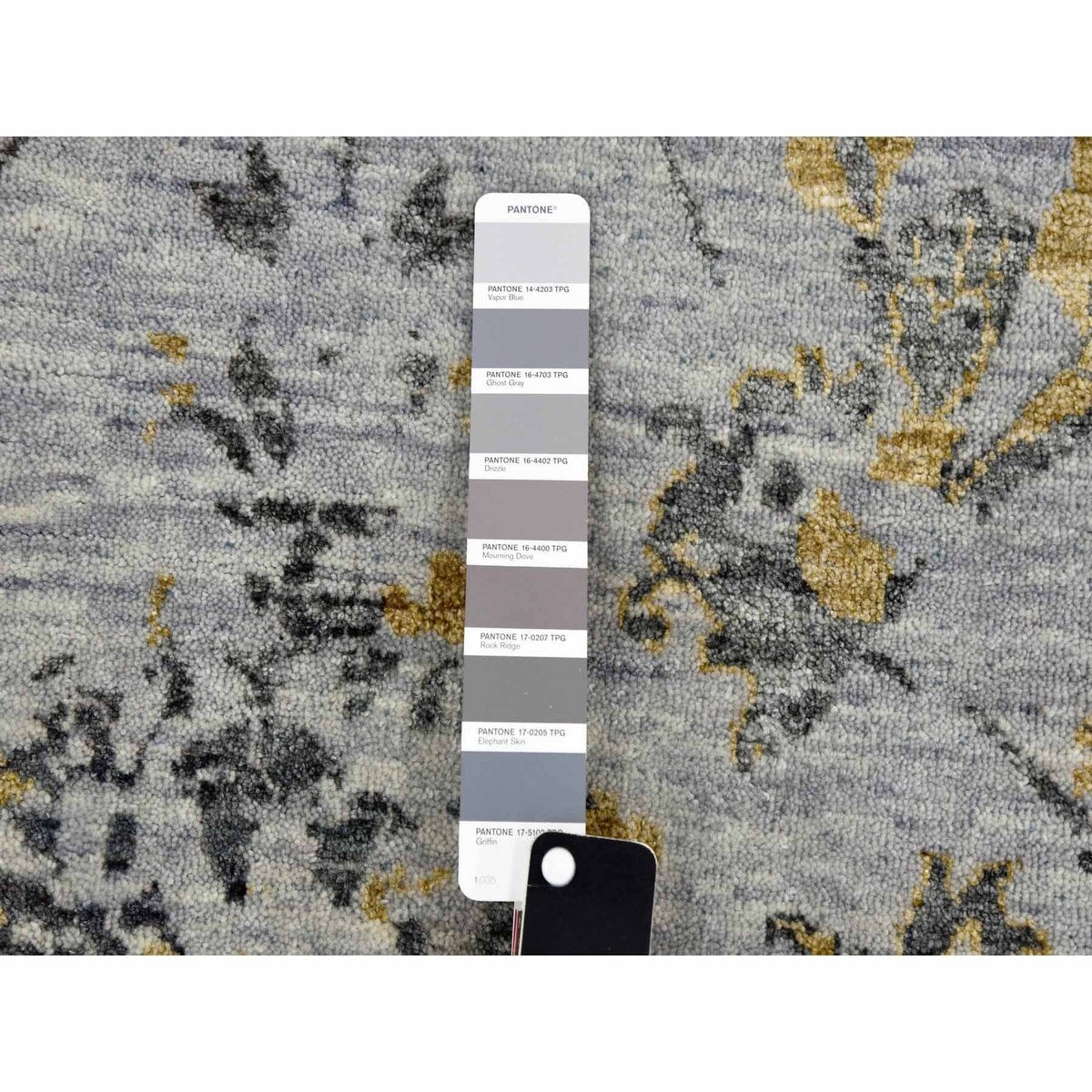 Shahbanu Rugs Gray Transitional Broken Persian All Over Design Vines and Scrolls Wool and Silk Hand Knotted Rug (9'x11'10")