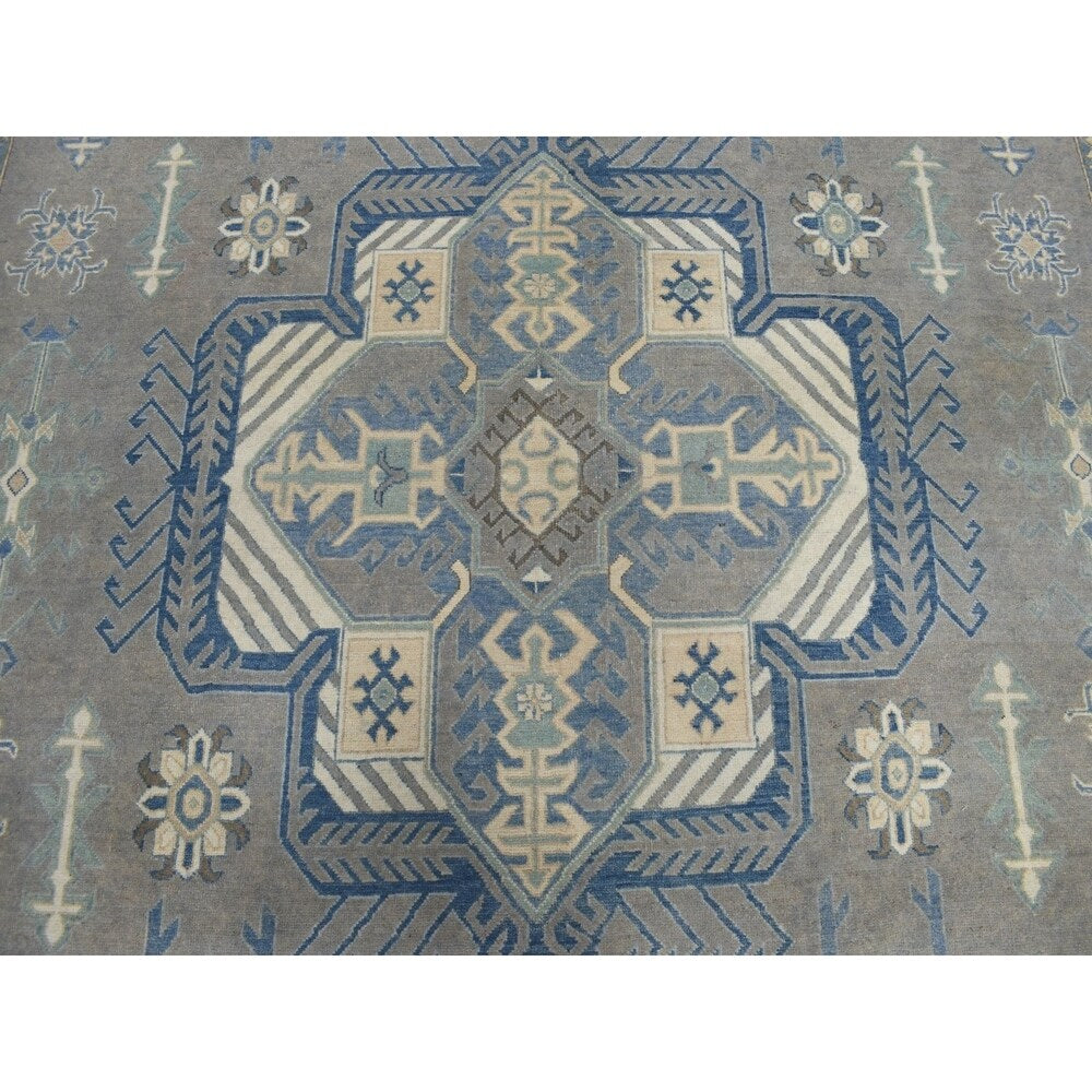 Shahbanu Rugs Gray Vintage Look Kazak Geometric Design Pure Wool Hand Knotted Oriental Rug (10'0" x 14'1") - 10'0" x 14'1"