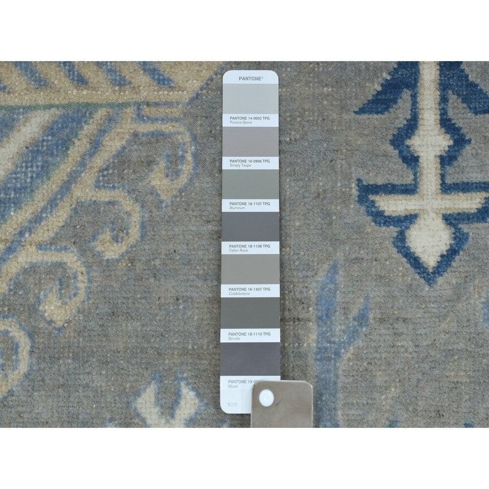 Shahbanu Rugs Gray Vintage Look Kazak Geometric Design Pure Wool Hand Knotted Oriental Rug (10'0" x 14'1") - 10'0" x 14'1"