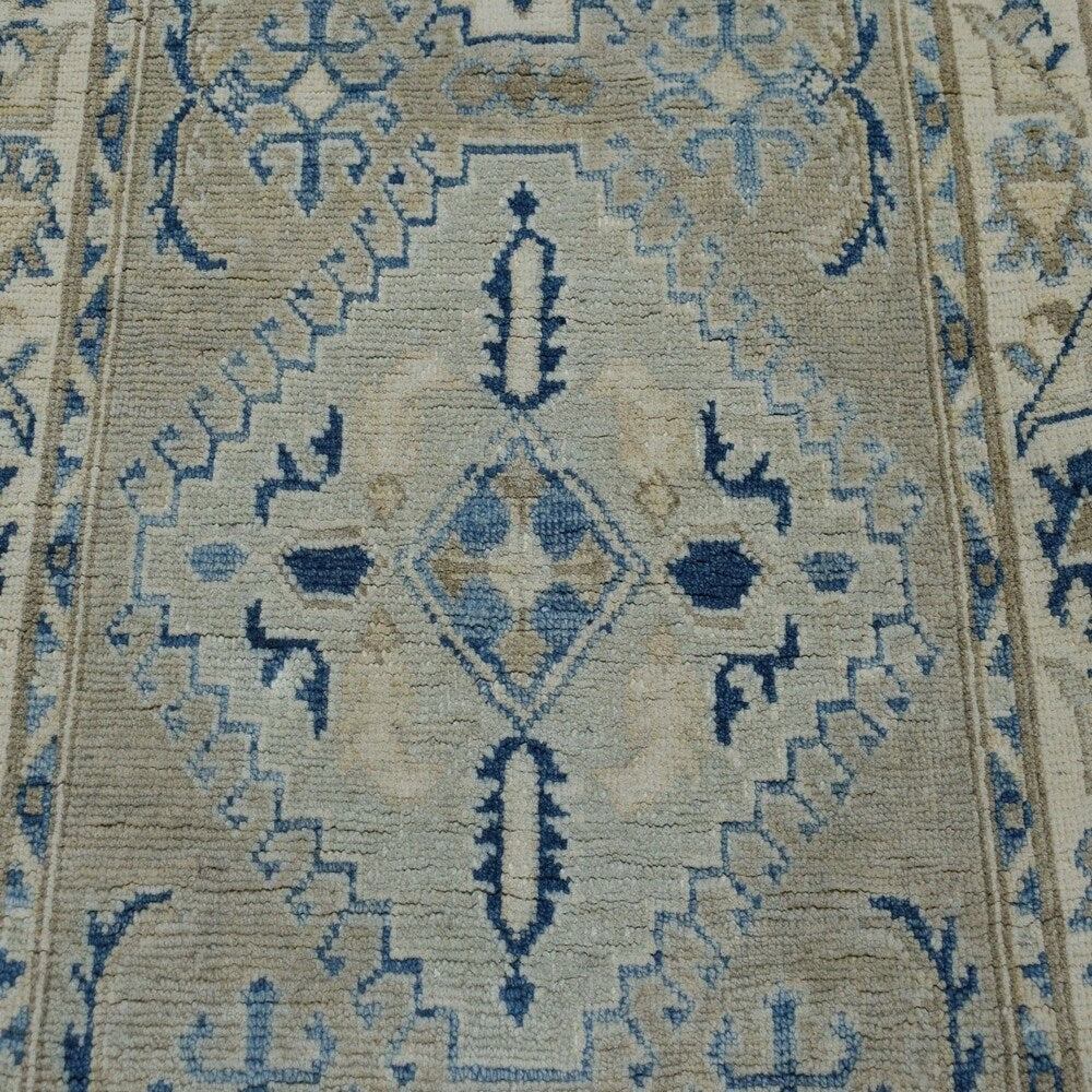 Shahbanu Rugs Gray Vintage Look Kazak Pure Wool Hand-Knotted Oriental Runner Rug (2'7" x 7'11") - 2'7" x 7'11"