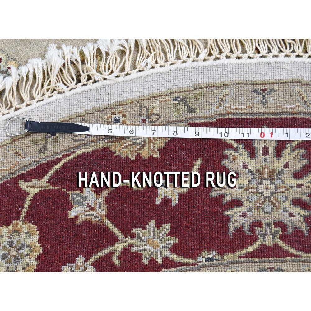 Shahbanu Rugs Half Wool and Half Silk Round Rajasthan Hand-Knotted Oriental Rug (6'0" x 6'0") - 6'0" x 6'0"