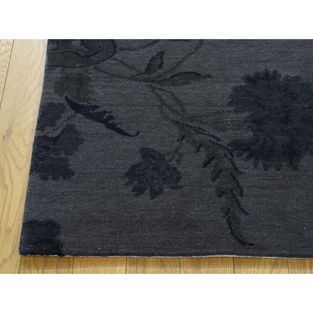 Shahbanu Rugs Hand Knotted Modern Wool And Silk Floral Design Nepali Rug (2'0" x 3'0") - 2'0" x 3'0"