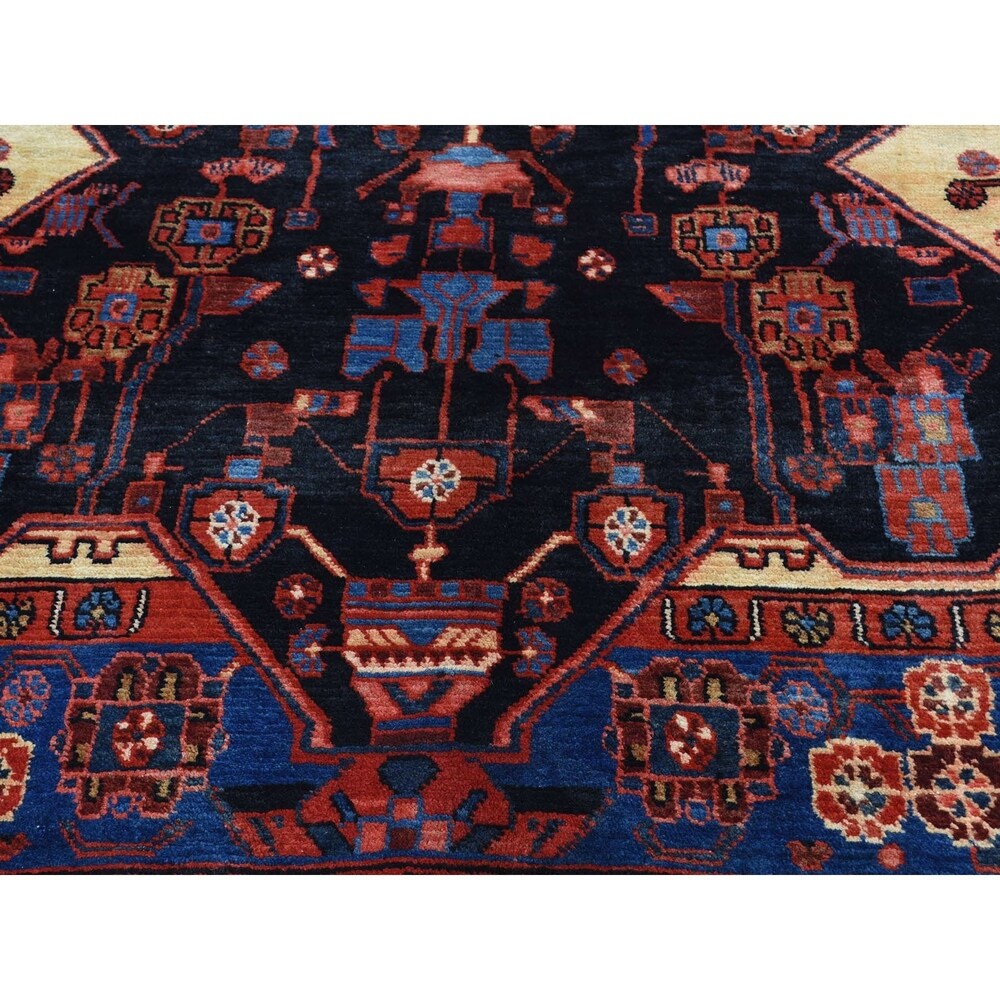 Shahbanu Rugs Hand Knotted Persian Nahavand Full Pile Wide Runner Rug (4'8" x 9'10") - 4'8" x 9'10"