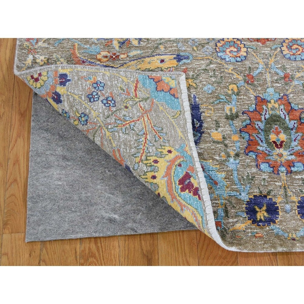 Shahbanu Rugs Hand-Knotted Sickle Leaf Design Silk With Textured Wool Oriental Rug (4'0" x 6'0") - 4'0" x 6'0"