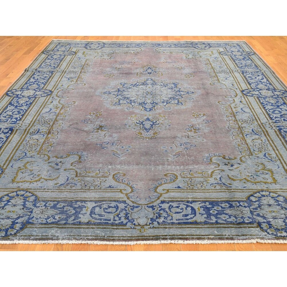 Shahbanu Rugs Hand-Knotted Vintage Kerman Pure Wool Low Sheared Oriental Rug (8'6" x 11'10") - 8'6" x 11'10"