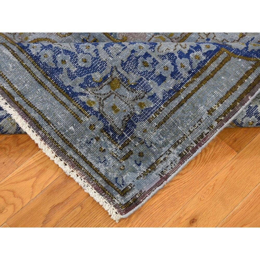 Shahbanu Rugs Hand-Knotted Vintage Kerman Pure Wool Low Sheared Oriental Rug (8'6" x 11'10") - 8'6" x 11'10"