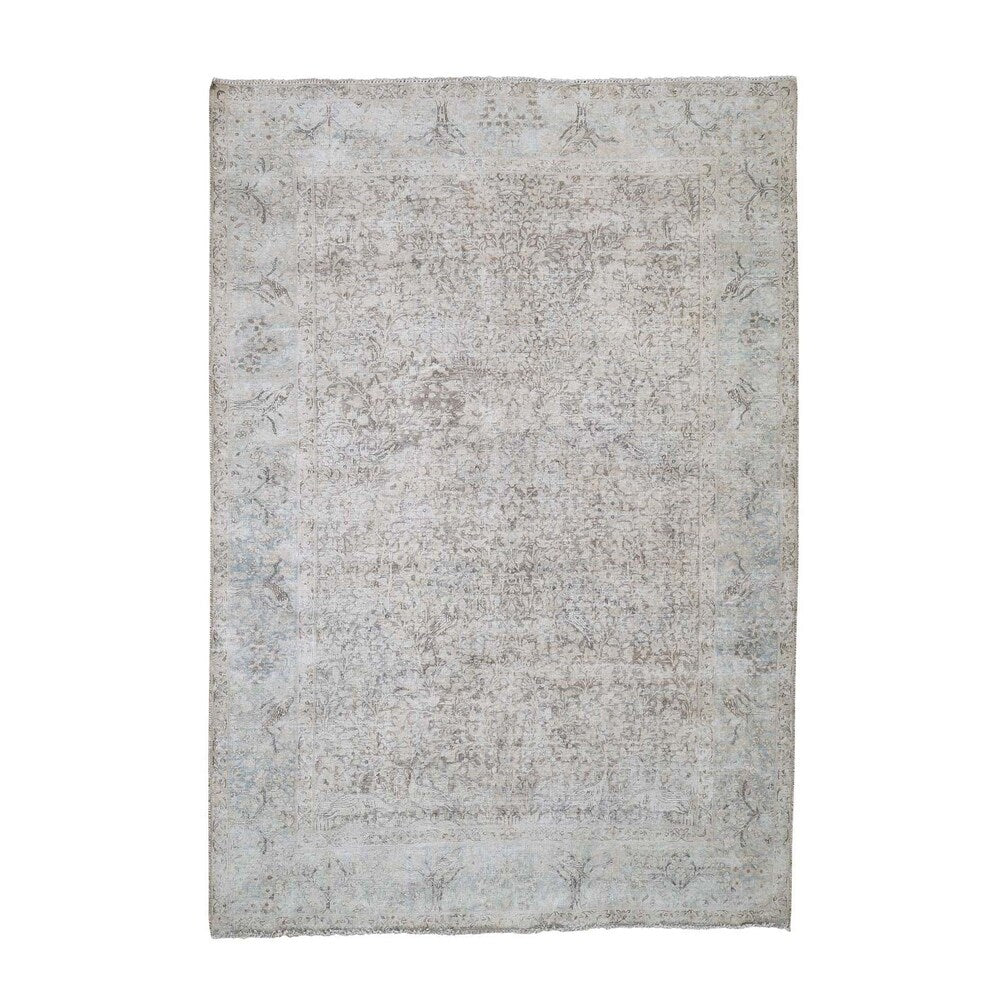 Shahbanu Rugs Hand-Knotted White Wash Vintage Kerman With Birds Worn Pile Rug (6'3" x 9'1") - 6'3" x 9'1"