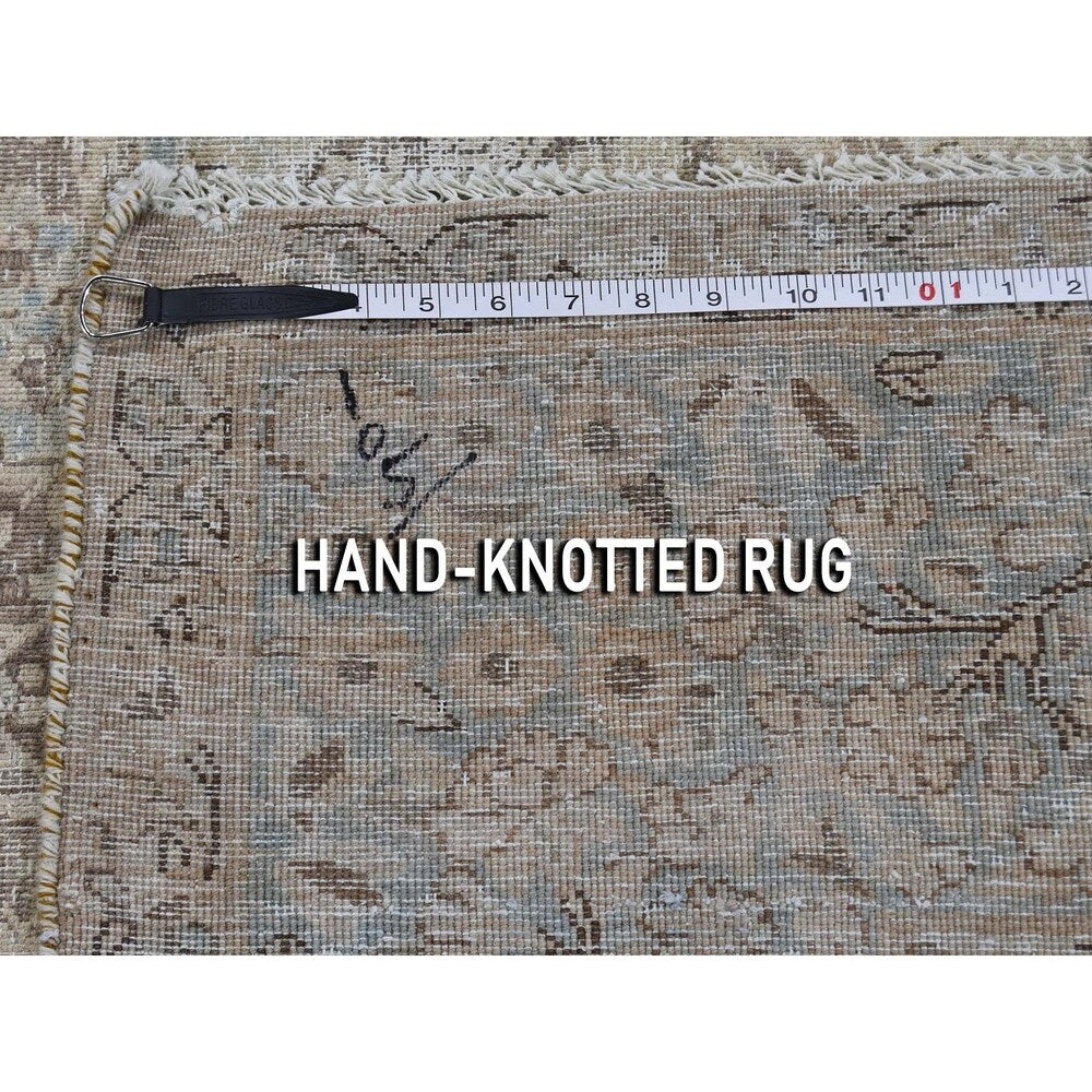 Shahbanu Rugs Hand-Knotted White Wash Vintage Kerman With Birds Worn Pile Rug (6'3" x 9'1") - 6'3" x 9'1"