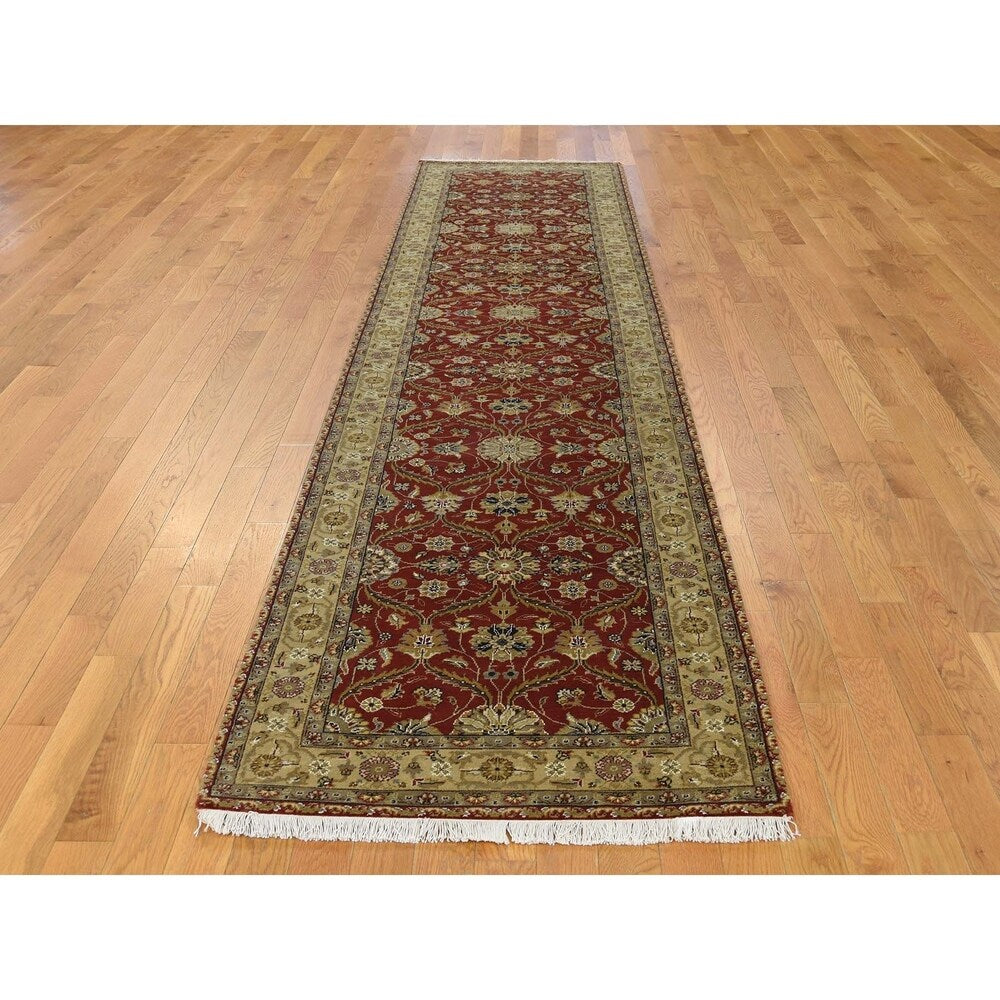 Shahbanu Rugs Hand Knotted Wool and Silk Hereke Design 300 Kpsi Runner Rug (2'10" x 12'6") - 2'10" x 12'6"