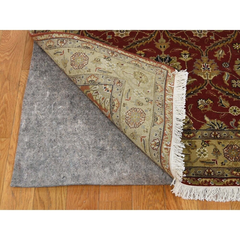 Shahbanu Rugs Hand Knotted Wool and Silk Hereke Design 300 Kpsi Runner Rug (2'10" x 12'6") - 2'10" x 12'6"