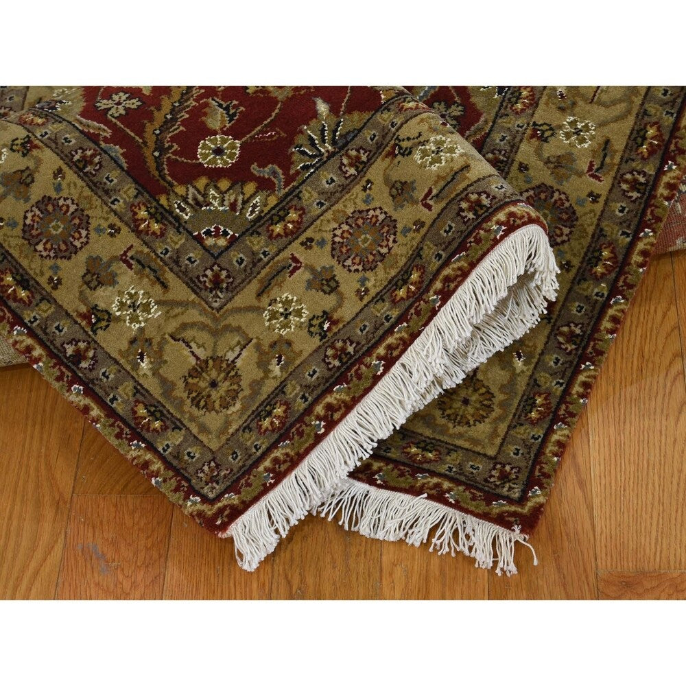 Shahbanu Rugs Hand Knotted Wool and Silk Hereke Design 300 Kpsi Runner Rug (2'10" x 12'6") - 2'10" x 12'6"