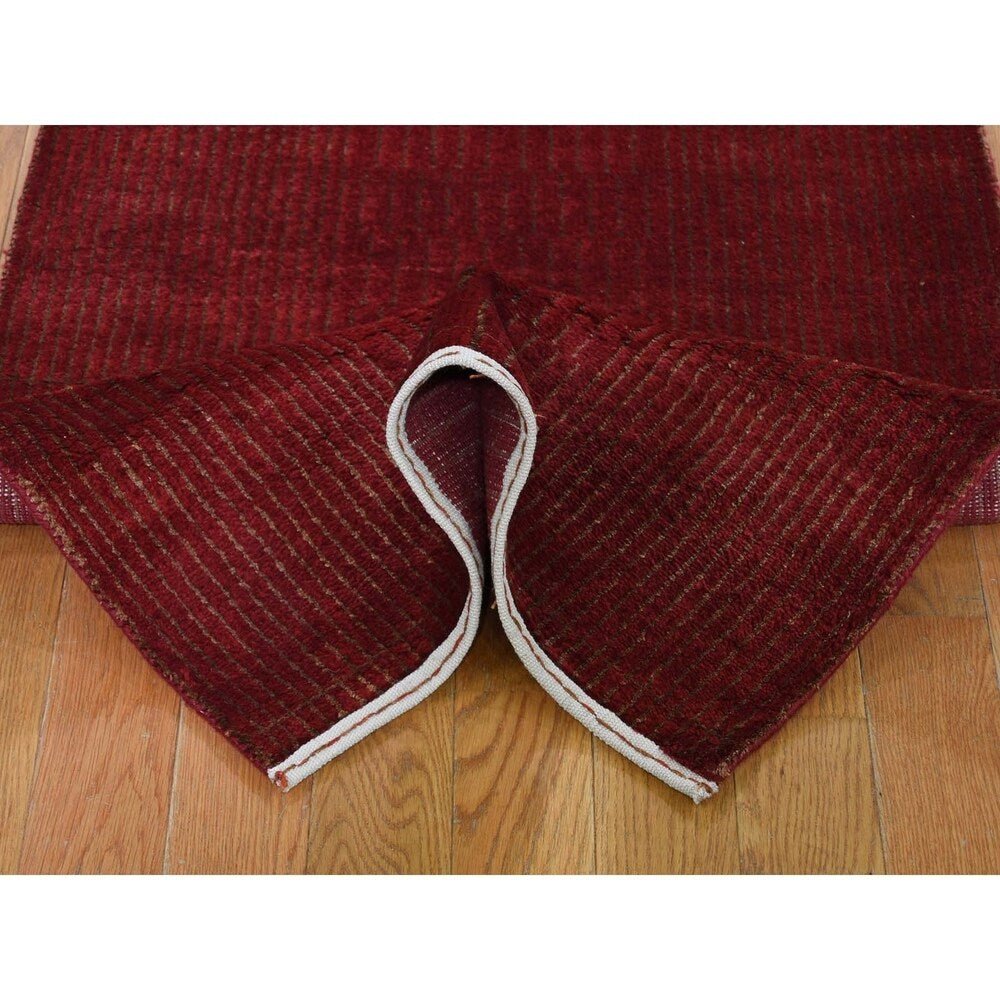 Shahbanu Rugs Hand-Knotted Wool and Silk Tone-on-Tone Red Nepali Runner Oriental Rug (2'2" x 10'1") - 2'2" x 10'1"