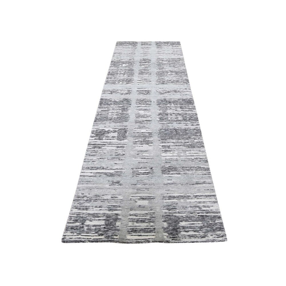 Shahbanu Rugs Hand Spun Gray Undyed Natural Wool Modern Runner Oriental Hand-Knotted Rug (2'6" x 8'2") - 2'6" x 8'2"