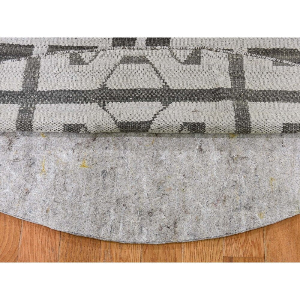 Shahbanu Rugs Hand Woven Flat Weave Pure Wool Reversible Round Kilim Oriental Rug (8'0" x 8'0") - 8'0" x 8'0"