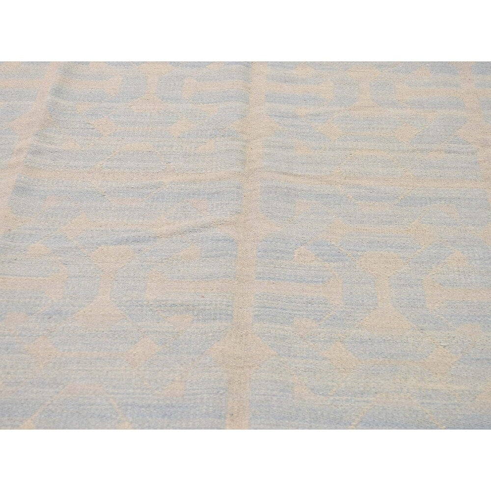 Shahbanu Rugs Hand-Woven Pure Wool Sky Blue Reversible Kilim Flat Weave Rug - 5'0" x 7'0"