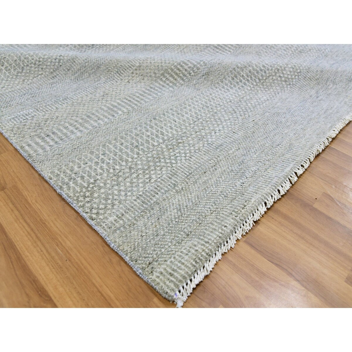 Shahbanu Rugs Heather Gray, Modern Grass Design, Tone on Tone, Undyed 100% Wool, Hand Knotted, Square Oriental Rug (8'1" x 8'2")